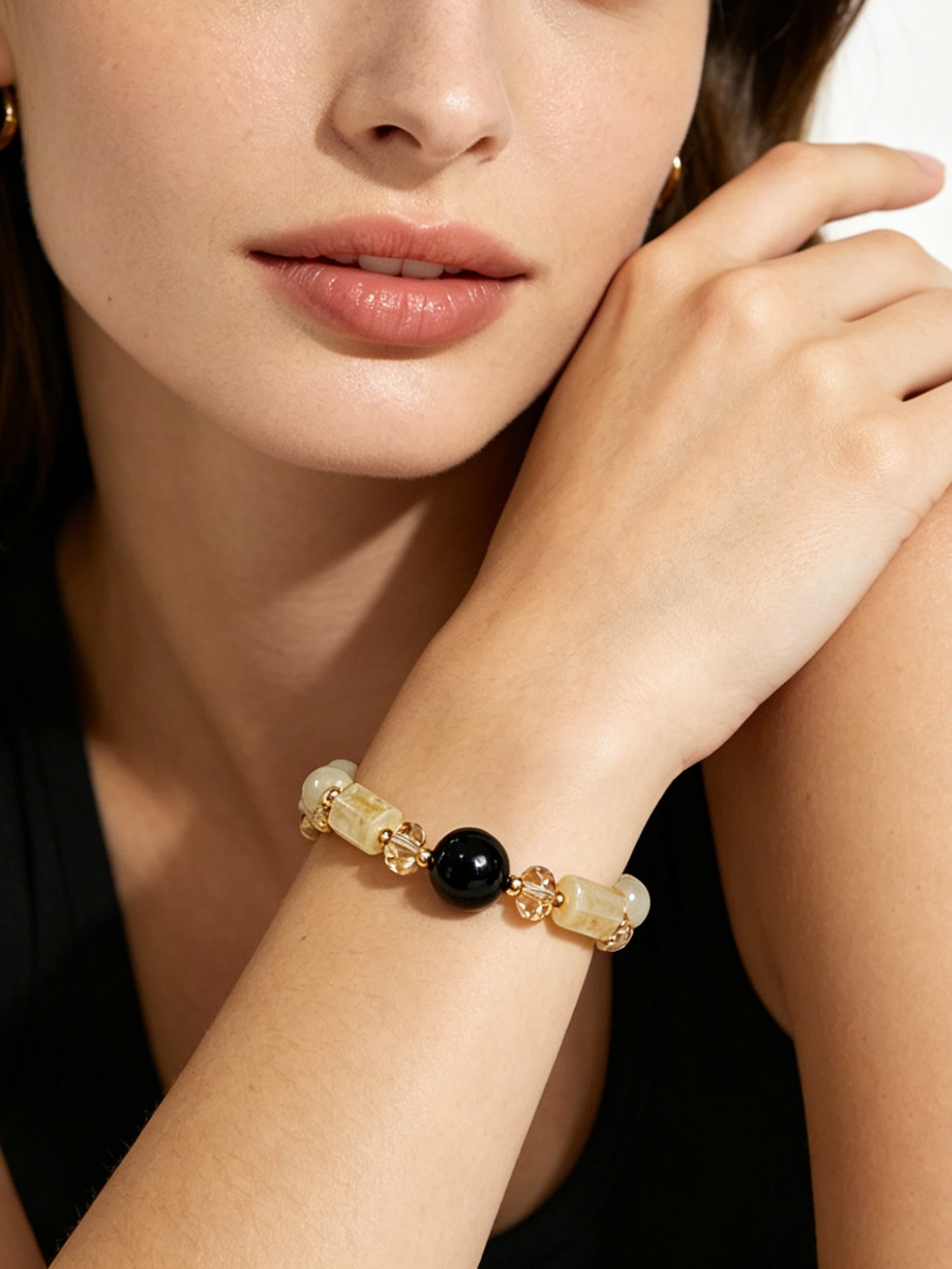 Black bead and citrine bracelet